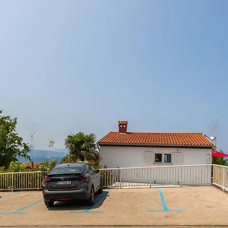 Appartamento Sunshine Krk By Guide Njivice