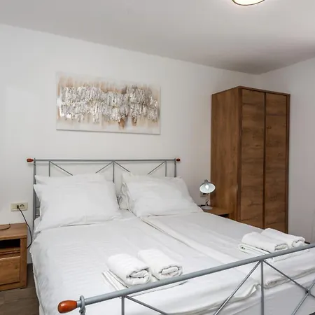 Sunshine Krk By Guide Appartement Njivice